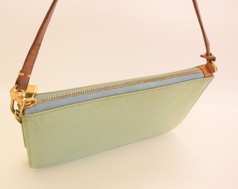 Louis Vuitton Clutch Pochette Lexington blau Vernis Leder-10362