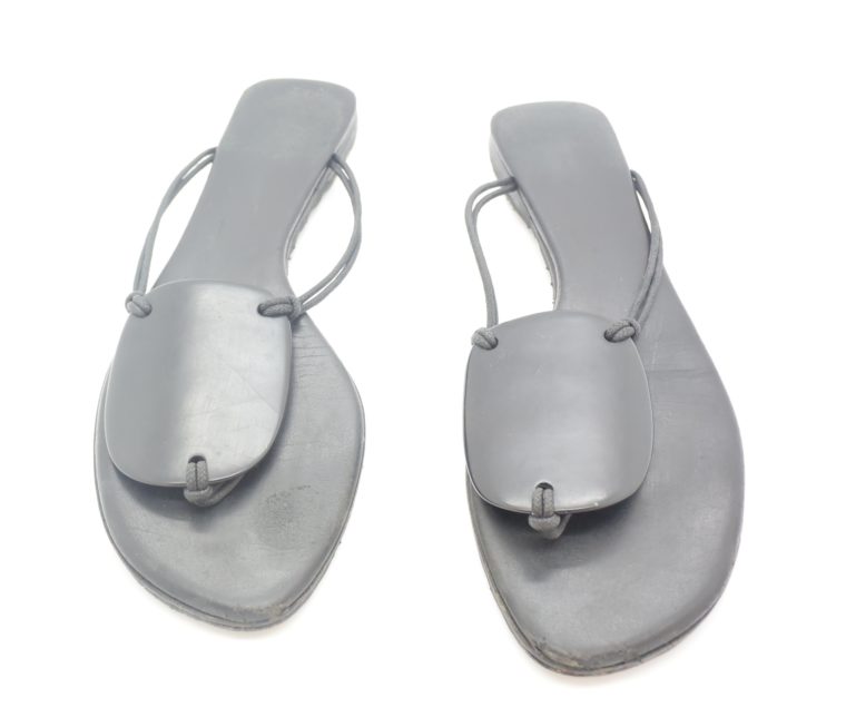 Hermès Sandalen schwarz 38-0
