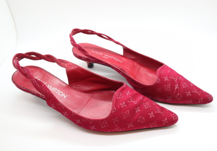 Louis Vuitton Pumps Satin rot 38-0