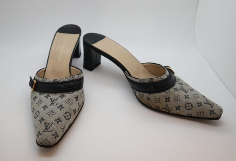 Louis Vuitton Pumps Min Lin grau 37 1/2-14352