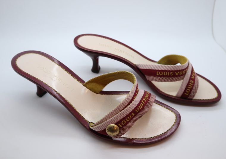 Louis Vuitton Pumps rot 39-14409
