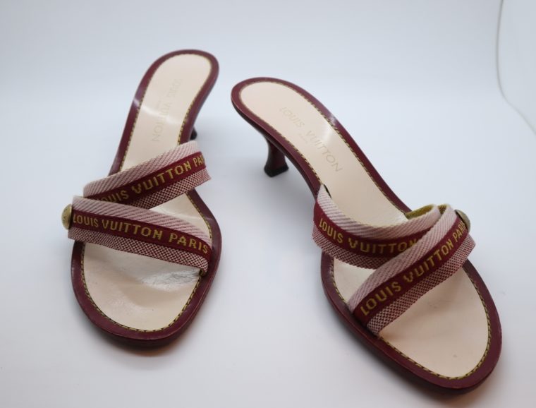 Louis Vuitton Pumps rot 39-14417