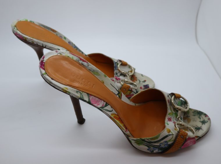 Gucci Pumps fleur 39-14480