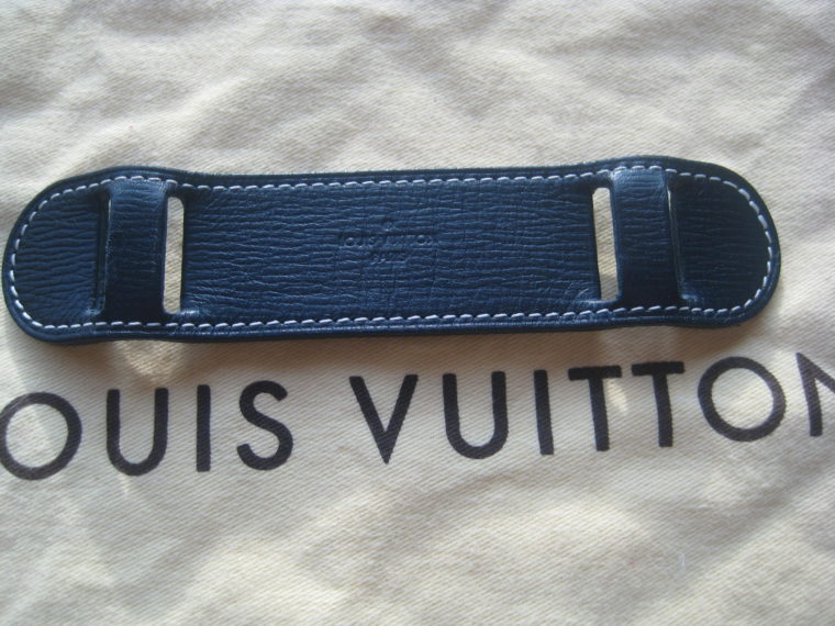 Louis Vuitton Schulterriemen Rutschstopp blau Leder-0