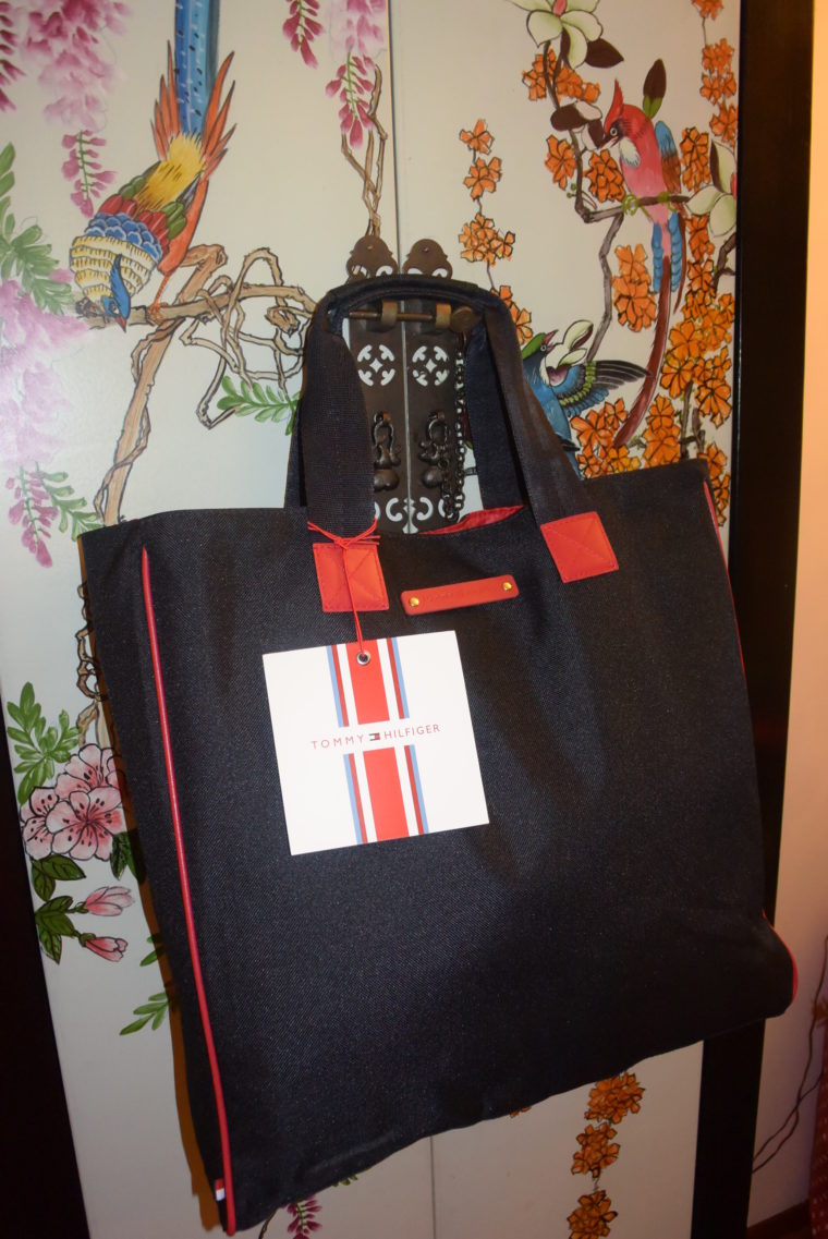 NEU Tommy Hilfiger Tasche blau-4037