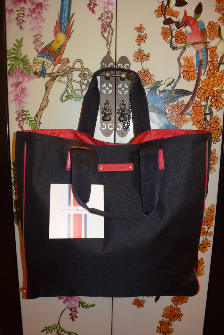 NEU Tommy Hilfiger Tasche blau-0