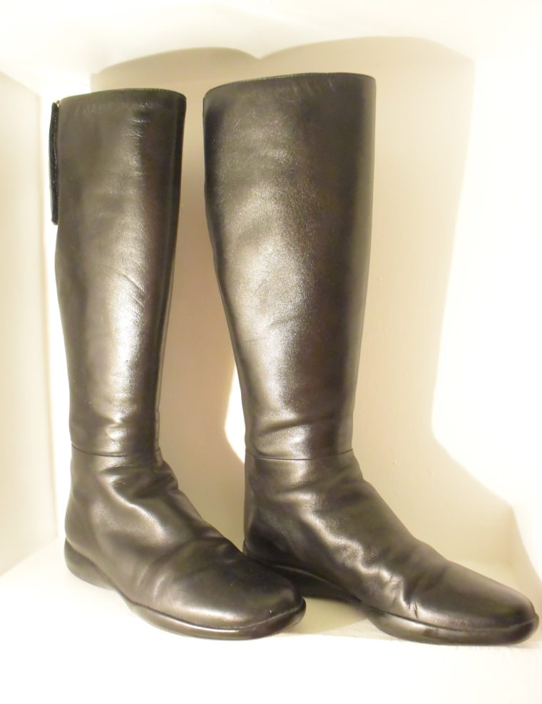 Prada Stiefel schwarz Leder 37-7132