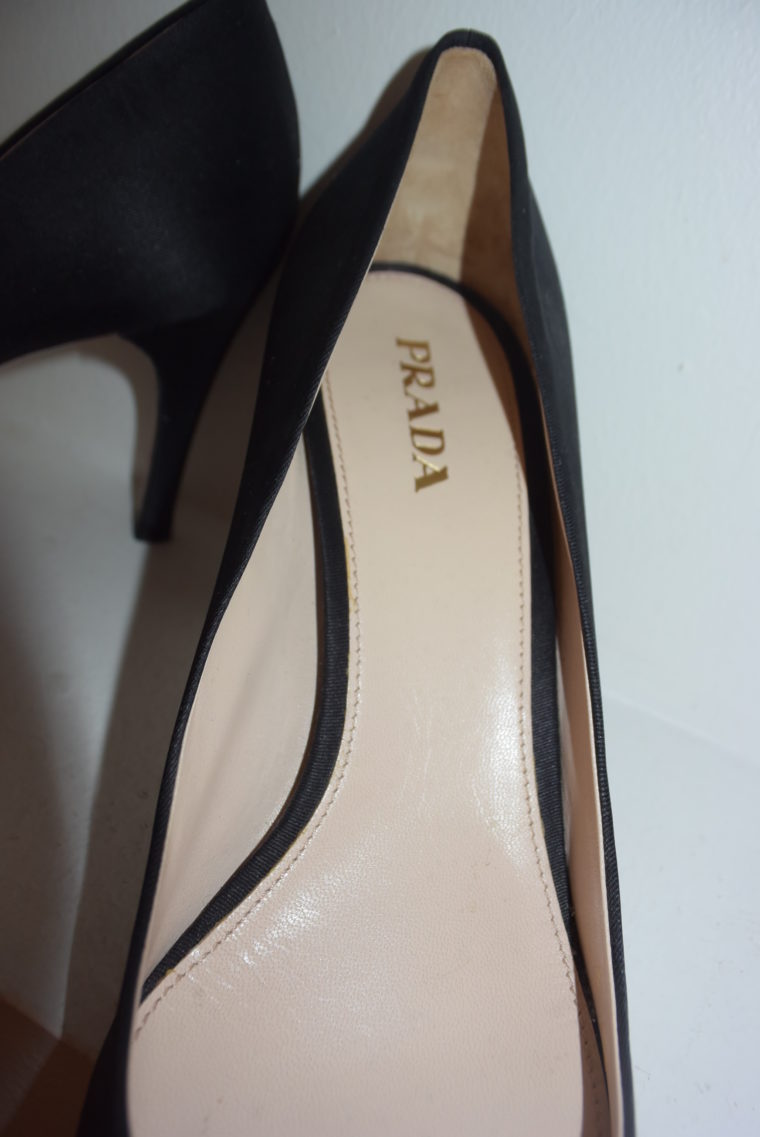 Prada Pumps schwarz Peeptoe 39-6972