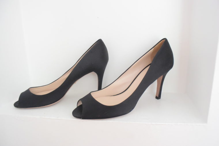 Prada Pumps schwarz Peeptoe 39-6974