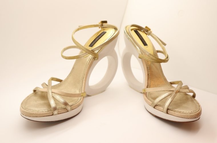 Louis Vuitton Pumps gold 38-14656