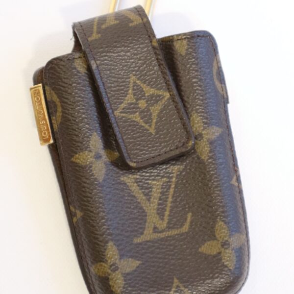 Louis Vuitton Handyetui Monogram Canvas Braun