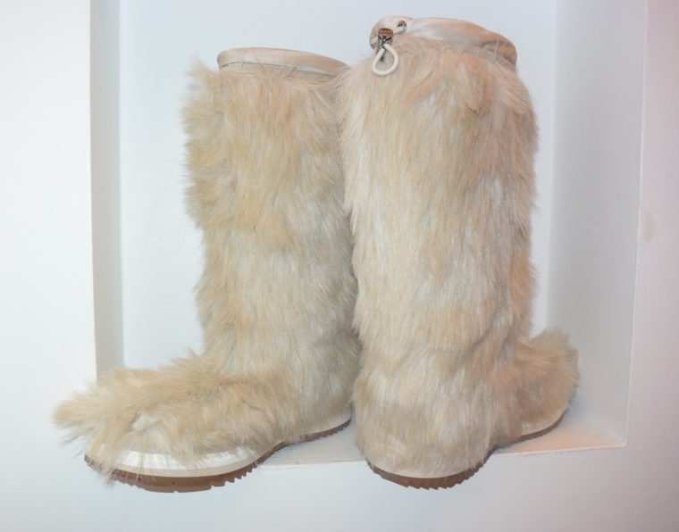 Neu Prada Stiefel Fellstiefel beige 39-8562