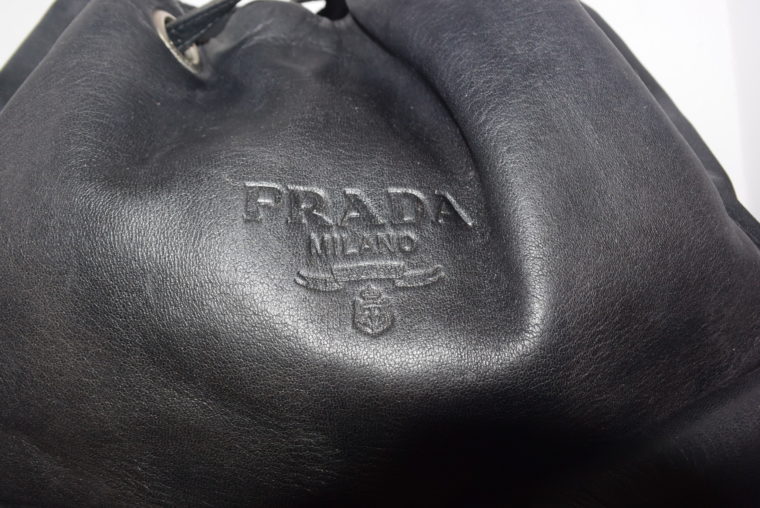 Prada Rucksack Leder Nylon schwarz-9422