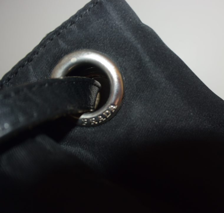Prada Rucksack Leder Nylon schwarz-9423