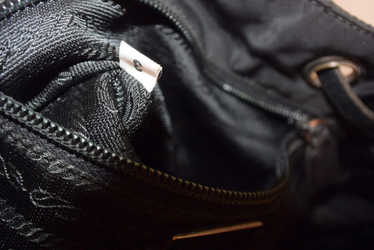 Prada Rucksack Leder Nylon schwarz-9434