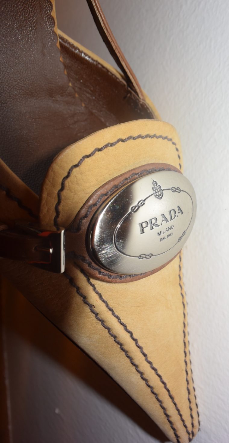 Prada Pumps Wildleder beige 36-10745