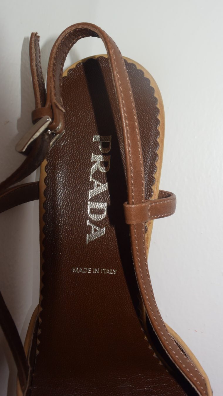 Prada Pumps Wildleder beige 36-10737