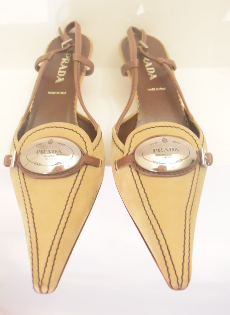 Prada Pumps Wildleder beige 36-10750