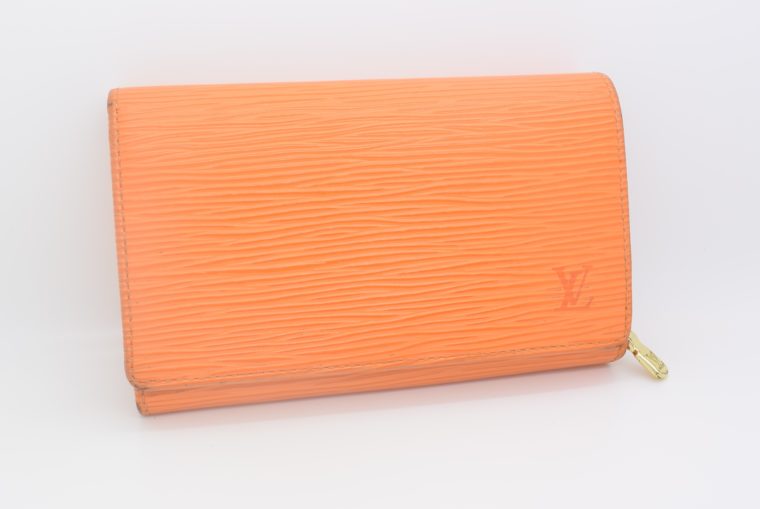 Louis Vuitton Geldbörse Porte-monnaie billets trésor Epi Leder orange-11103