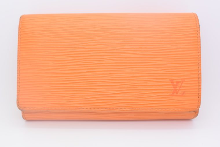 Louis Vuitton Geldbörse Porte-monnaie billets trésor Epi Leder orange-11110