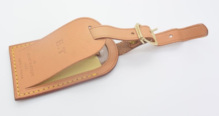 Louis Vuitton Adressanhänger VVN Leder E.T-11187