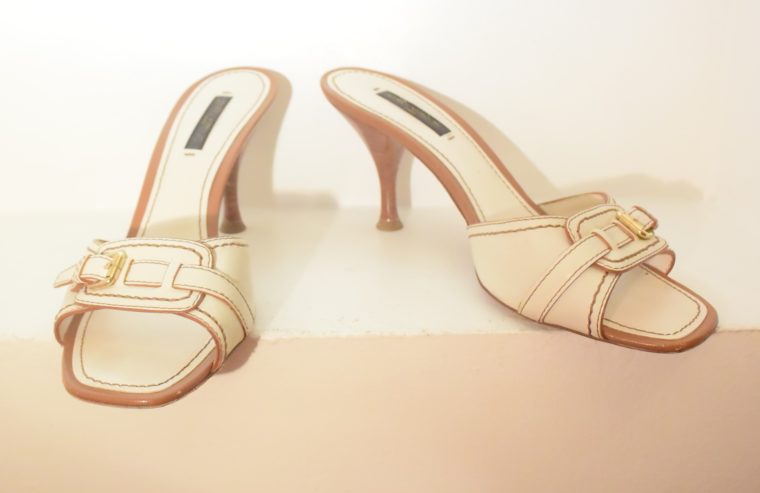 Louis Vuitton Schuhe Pumps weiss Leder 37-11867