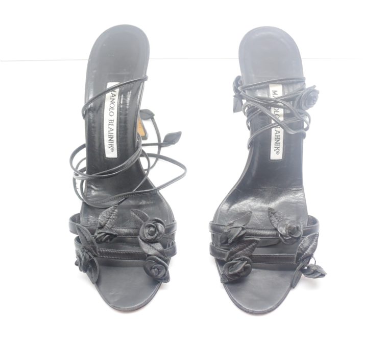 Manolo Blahnik Schuhe Pumps schwarz Blumen 37-12413
