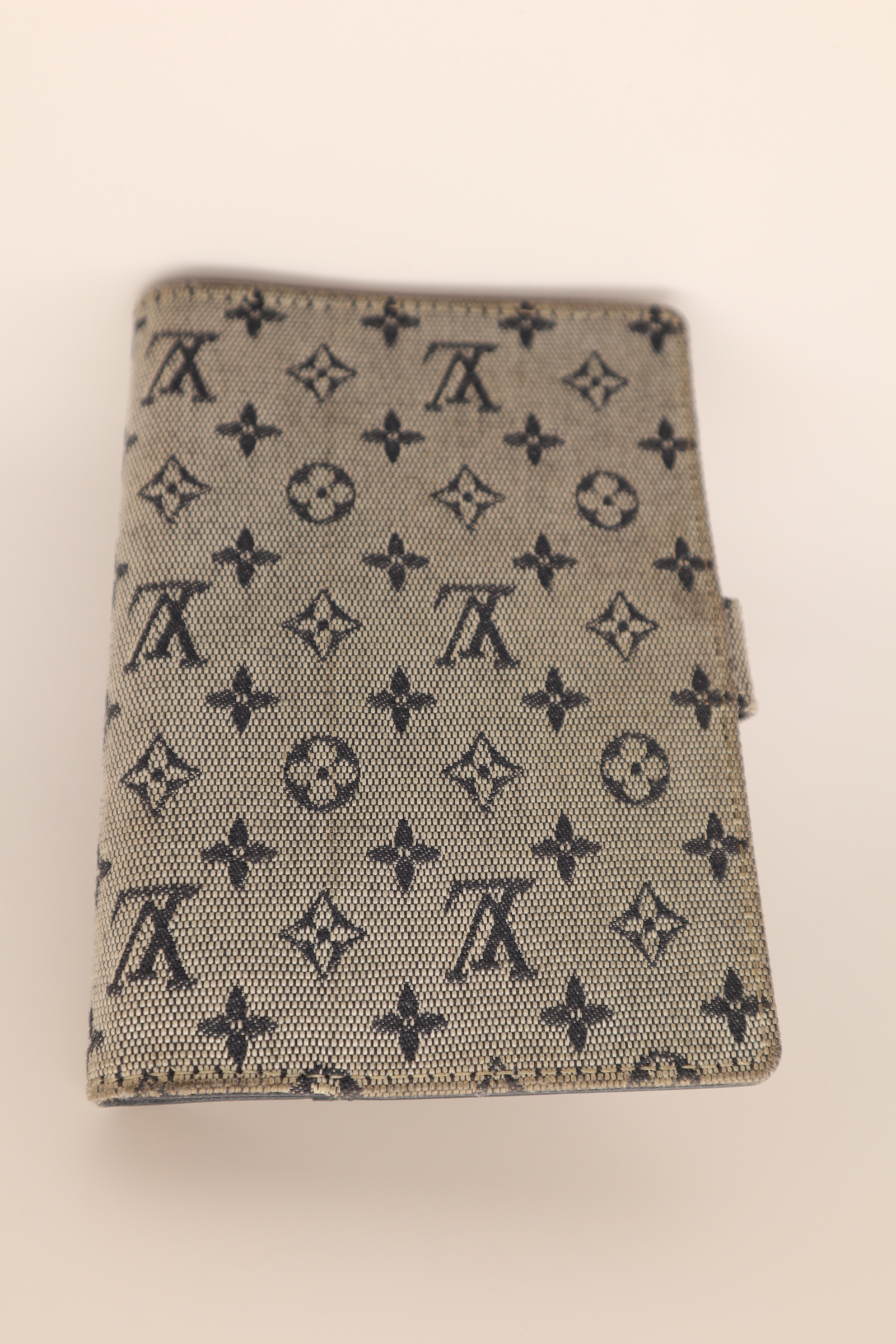 Louis Vuitton Kalender Agenda Pm Mini Lin grau – Luxus Store