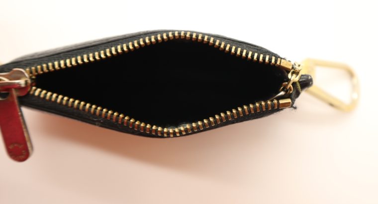 Louis Vuitton Schlüsseletui Suhali Leder schwarz-13830