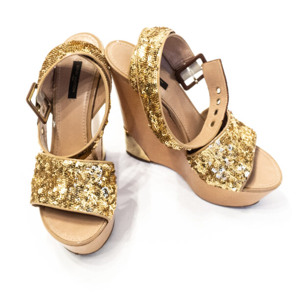 Louis Vuitton Schuhe Pumps gold 40