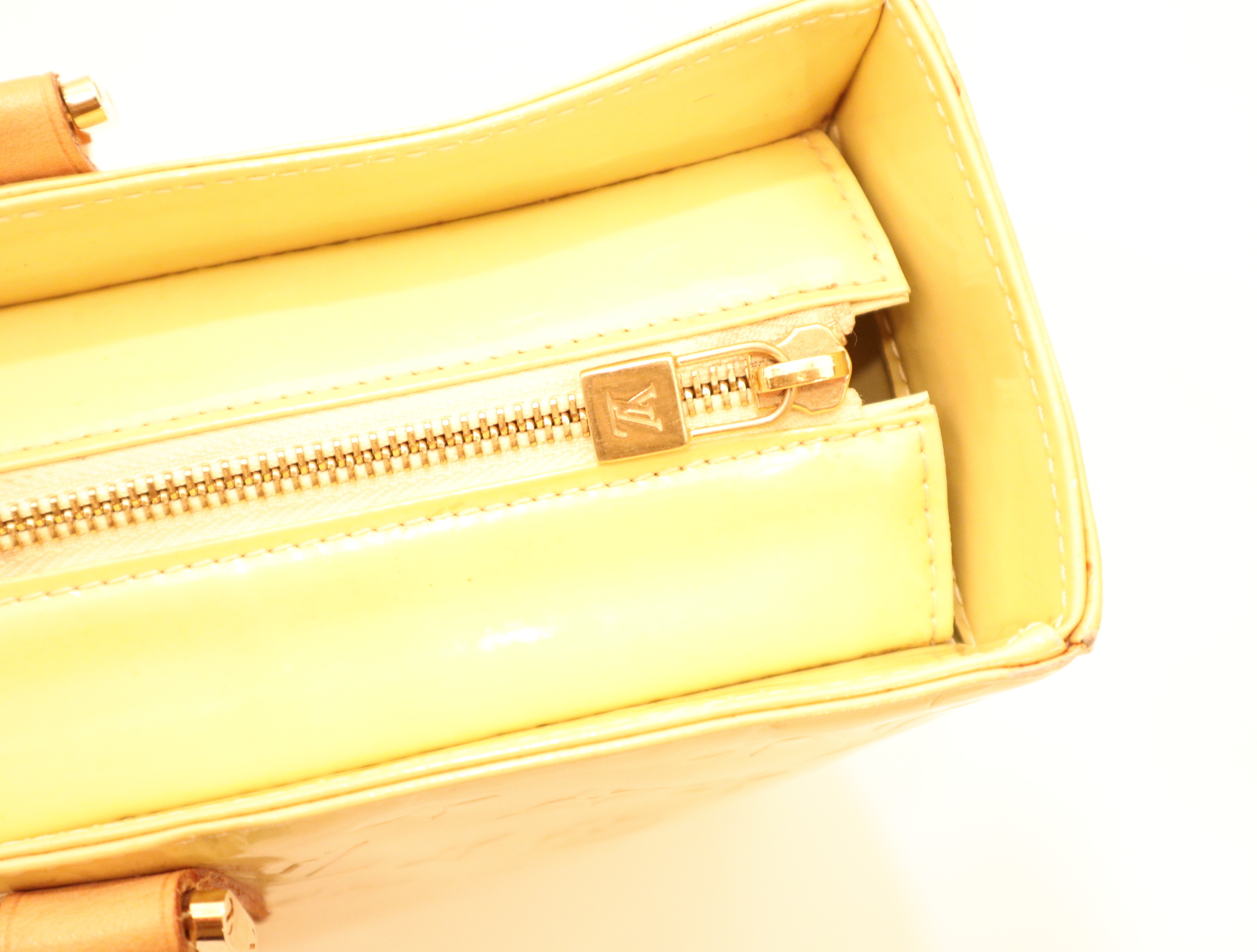 Louis Vuitton Taschen aus Leder - Gelb - 34051566